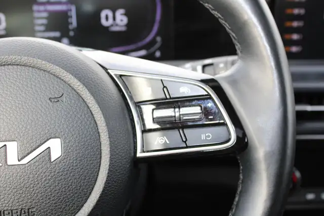 2024 Kia Seltos EX - Photo 12