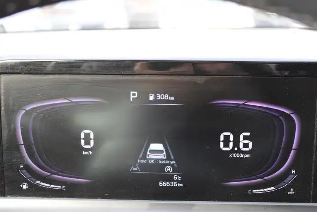 2024 Kia Seltos EX - Photo 14