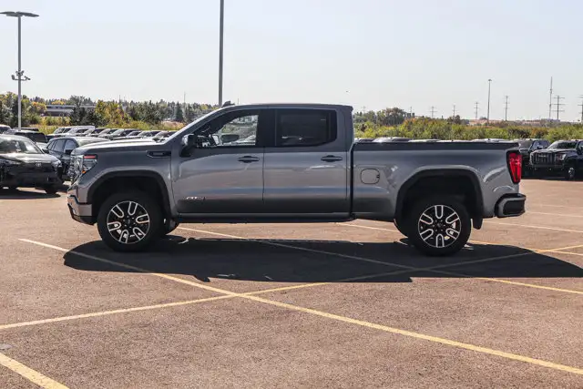 2026 GMC Sierra 1500 AT4 - Photo 5