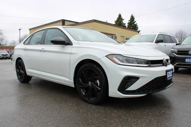 2025 Volkswagen Jetta Comfortline w Sport