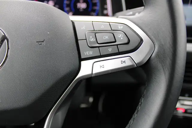 2025 Volkswagen Jetta Comfortline w Sport - Photo 11