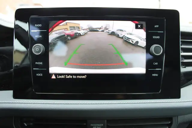 2025 Volkswagen Jetta Comfortline w Sport - Photo 13