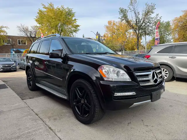 2011 Mercedes-Benz GL-Class GL550 - Photo 4