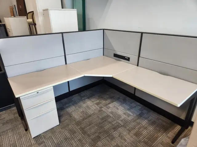 Teknion Leverage Station-Any Size Cubicles in cheap price! - Photo 3