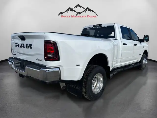 2026 RAM 3500 CREW CAB BIGHORN DIESEL DUALLY - Photo 5