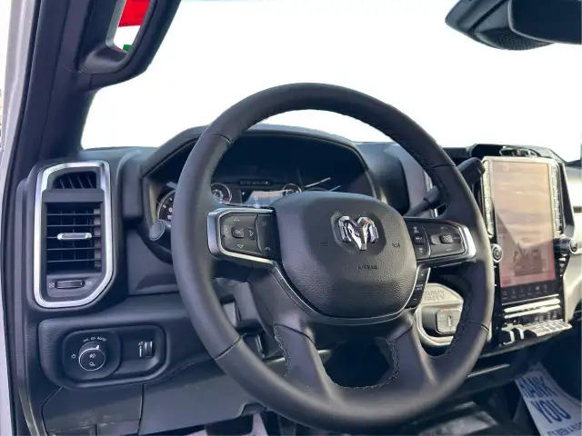 2026 RAM 3500 CREW CAB BIGHORN DIESEL DUALLY - Photo 14