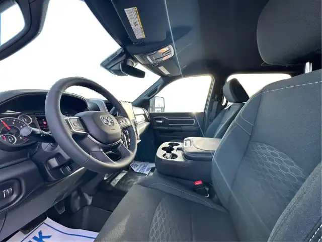 2026 RAM 3500 CREW CAB BIGHORN DIESEL DUALLY - Photo 15