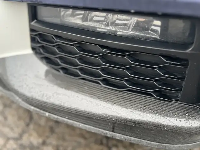 2019 BMW 5 Series 530e iPerformance Plug-In HybridCarbonHUD - Photo 2