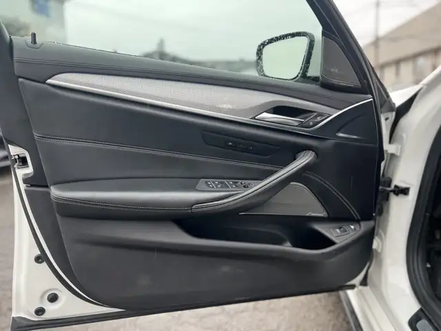 2019 BMW 5 Series 530e iPerformance Plug-In HybridCarbonHUD - Photo 16