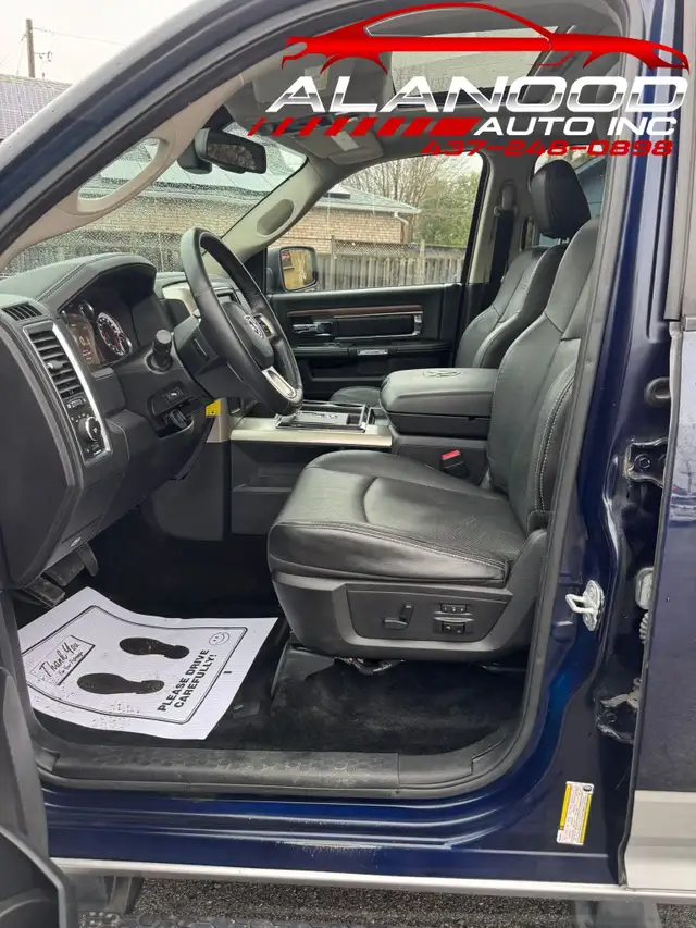 2013 Ram 1500 Laramie 4x4 Crew Cab 140 in. WB (Certified) - Photo 9