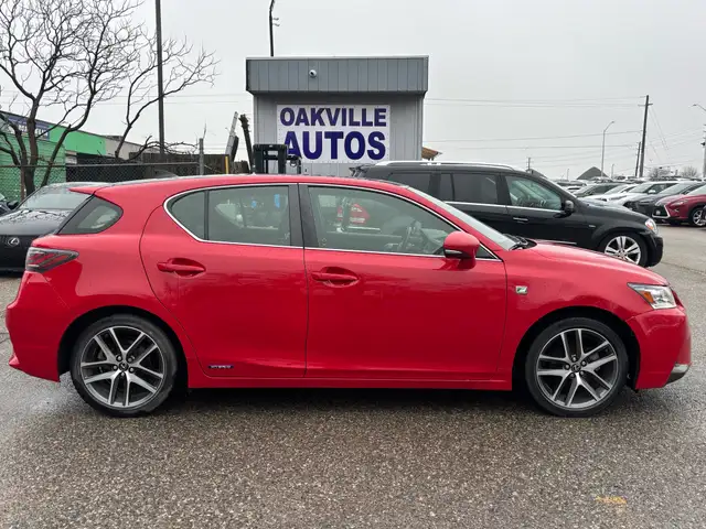 2016 Lexus CT F-Sport Hybrid FWD 4dr - Photo 7