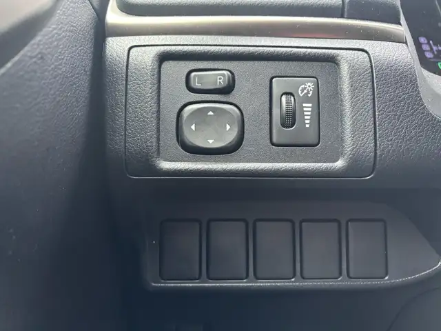 2016 Lexus CT F-Sport Hybrid FWD 4dr - Photo 14