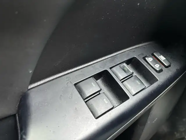 2016 Lexus CT F-Sport Hybrid FWD 4dr - Photo 15