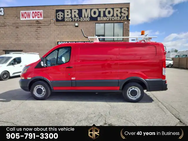 2015 Ford Transit T-250 Van | No Accidents Reported | Roof Rack - Photo 5