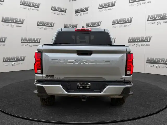 2024 Chevrolet Colorado 4WD LT - Photo 4