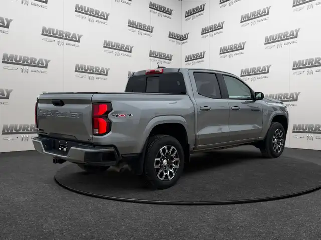 2024 Chevrolet Colorado 4WD LT - Photo 5