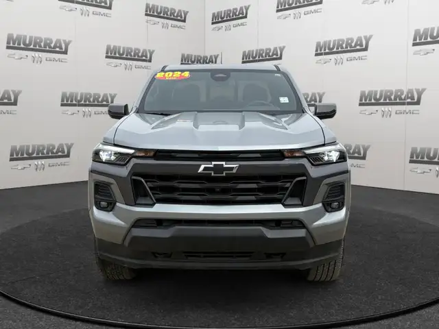 2024 Chevrolet Colorado 4WD LT - Photo 8