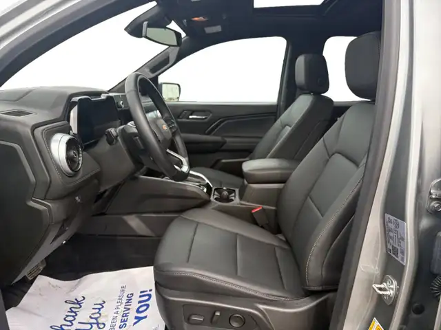 2024 Chevrolet Colorado 4WD LT - Photo 9