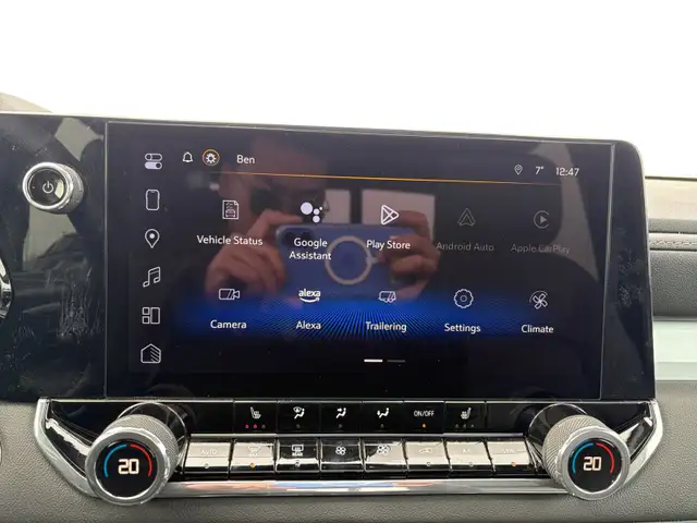 2024 Chevrolet Colorado 4WD LT - Photo 11