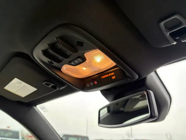 2024 Chevrolet Colorado 4WD LT - Photo 19