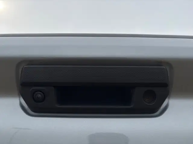 2024 Chevrolet Colorado 4WD LT - Photo 20