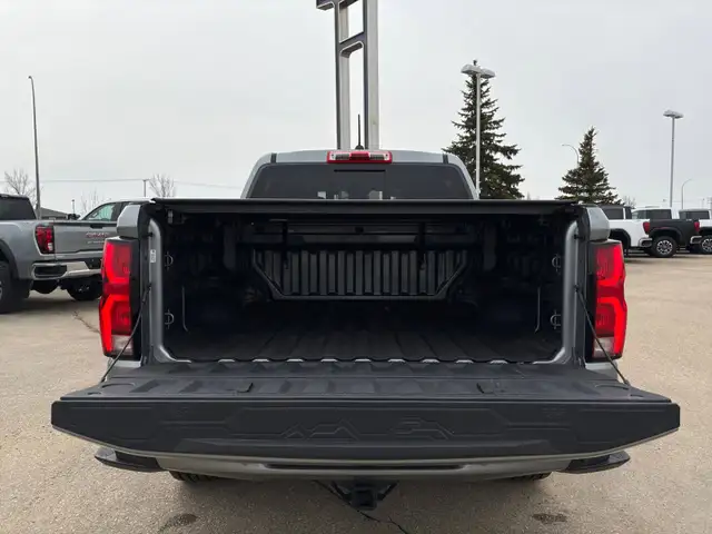 2024 Chevrolet Colorado 4WD LT - Photo 21