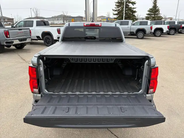 2024 Chevrolet Colorado 4WD LT - Photo 22