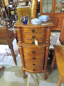 Oak Jewellery Dresser
