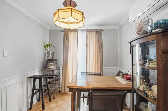 33 Henshaw Dr 4 Bed 1.5 Bath Family Home - Photo 8