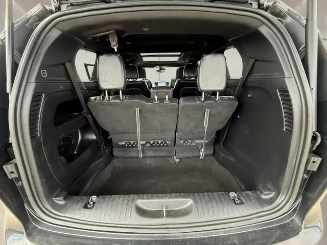 2022 Chrysler Pacifica Touring L FWD - Photo 6
