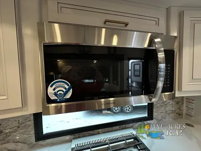 2025 Keystone RV Montana 3781RL Huge Rear Living - Photo 15