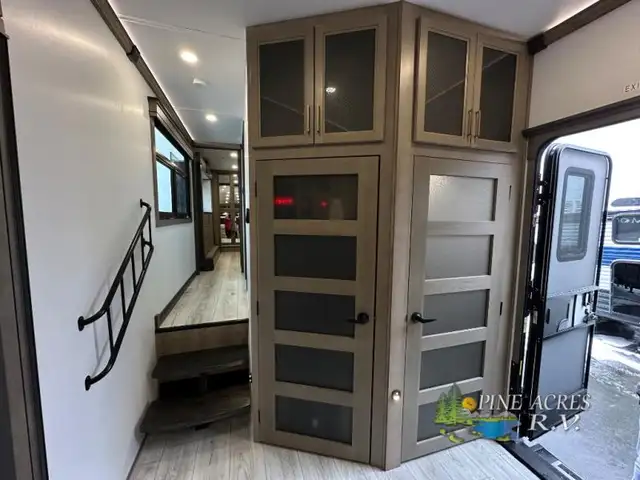 2025 Keystone RV Montana 3781RL Huge Rear Living - Photo 28