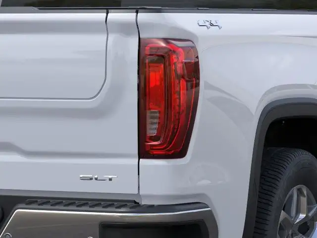 2026 GMC Sierra 1500 SLT - Photo 14