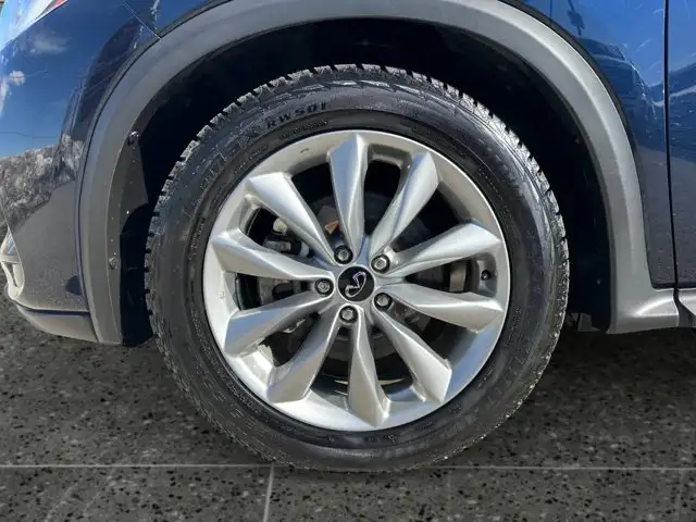 2021 INFINITI QX50 LUXE - Photo 11