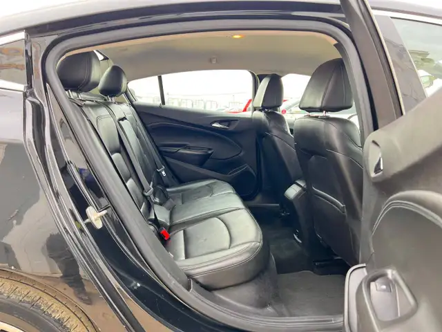 2017 Chevrolet Cruze Premier - Photo 22