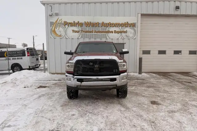2013 Ram 3500 Laramie Crew Cab 6.7L L6 - Photo 2