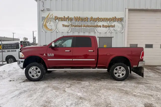 2013 Ram 3500 Laramie Crew Cab 6.7L L6 - Photo 8