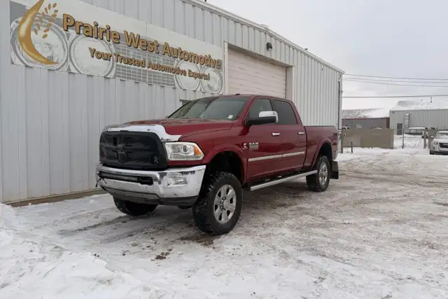 2013 Ram 3500 Laramie Crew Cab 6.7L L6 - Photo 9