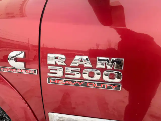 2013 Ram 3500 Laramie Crew Cab 6.7L L6 - Photo 10
