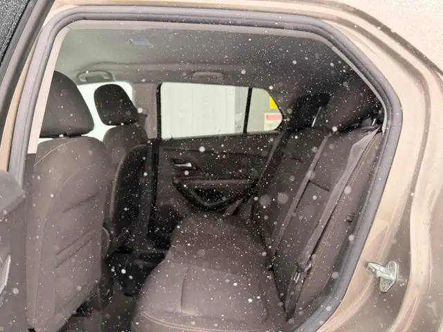 2020 Chevrolet Trax LT - Photo 13