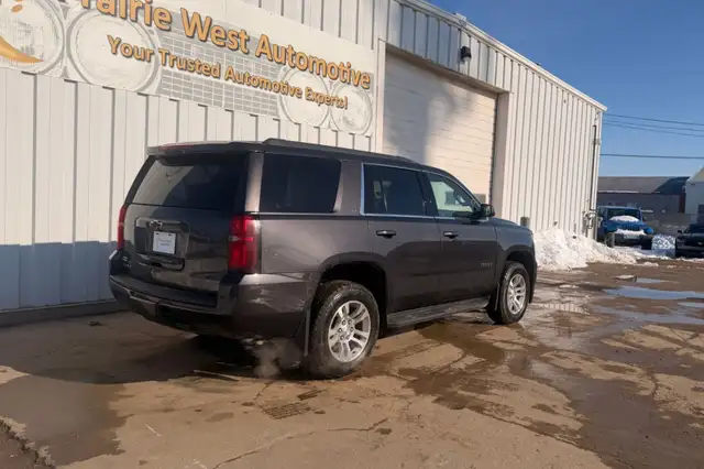2017 Chevrolet Tahoe LT 4WD - 7 Passenger - Photo 5