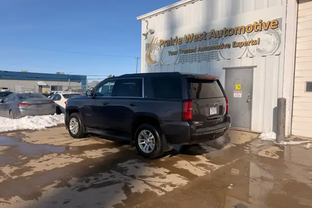 2017 Chevrolet Tahoe LT 4WD - 7 Passenger - Photo 7