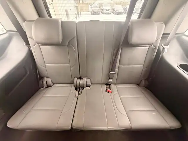 2017 Chevrolet Tahoe LT 4WD - 7 Passenger - Photo 17