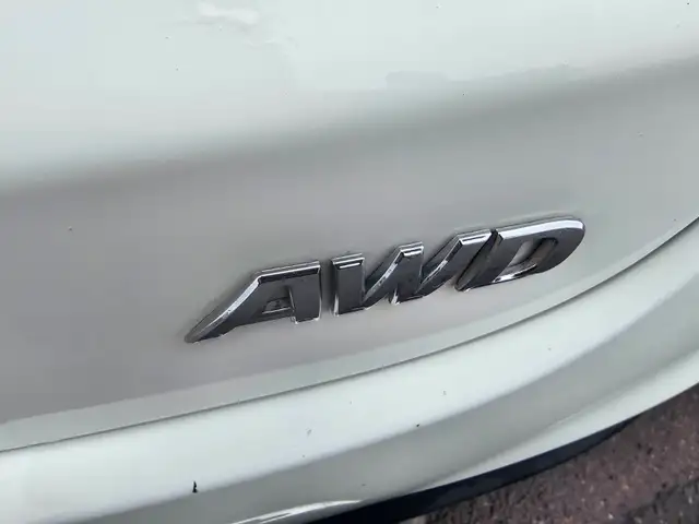 2012 HYUNDAI TUCSON AWD TOTALLY SPOTLESS ONE OWNER NON SMOKER - Photo 5