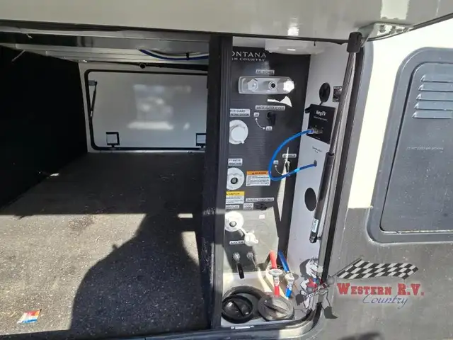 2022 Keystone RV Montana High Country 385BR - Photo 5