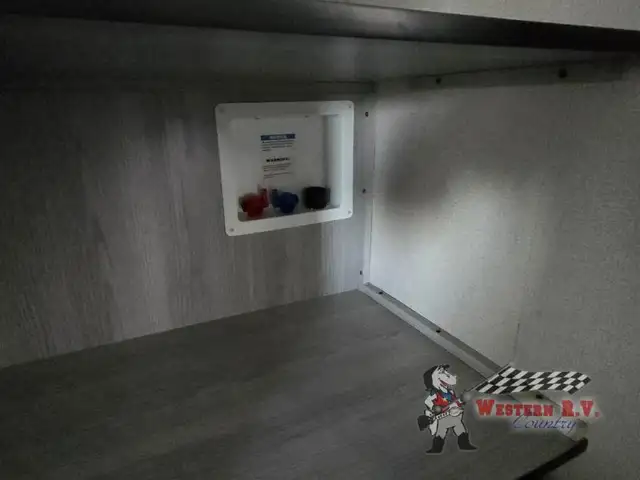 2022 Keystone RV Montana High Country 385BR - Photo 30