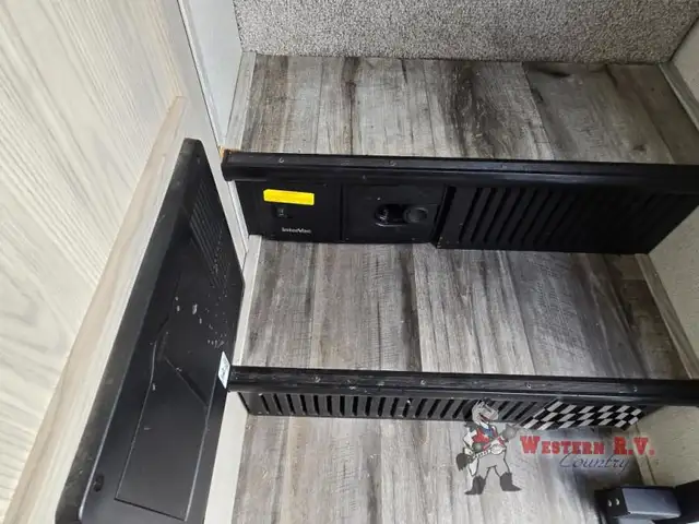 2022 Keystone RV Montana High Country 385BR - Photo 41