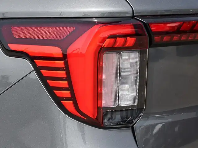 2026 Ford Explorer Platinum - Photo 11