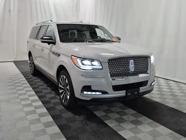 2022 Lincoln Navigator Reserve 4x4 201A Extended with all the Lu - Photo 3