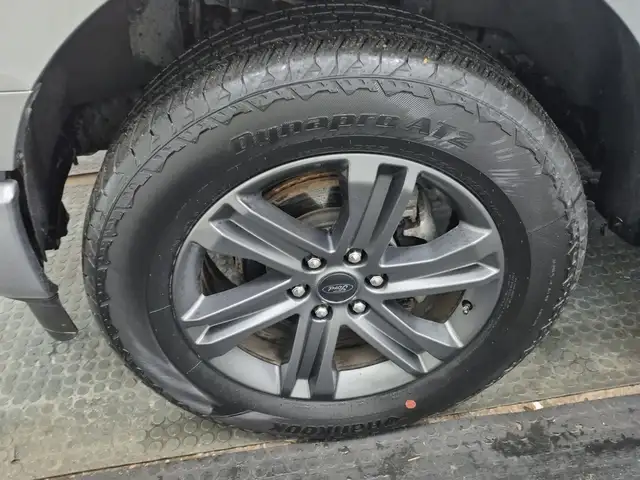 2023 Ford F-150 LARIAT Sport Pkg 502A High Pkg Ecoboost - Photo 7